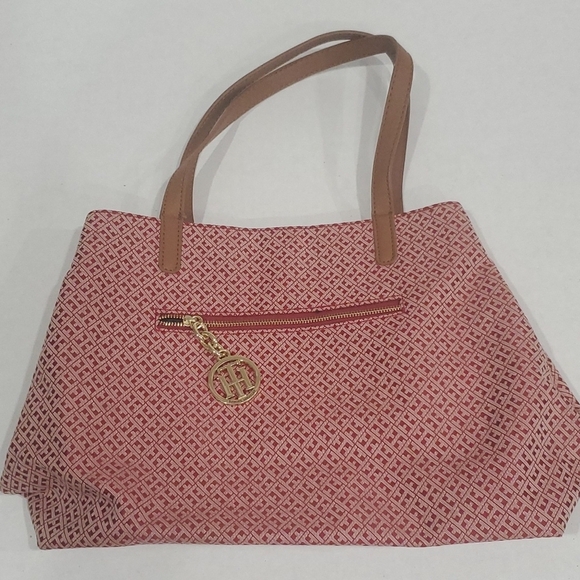 Tommy Hilfiger Handbags - TOMMY HILFIGER PURSE